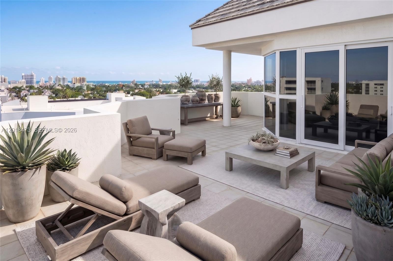 BAYVIEW PLAZA CONDO - Residential