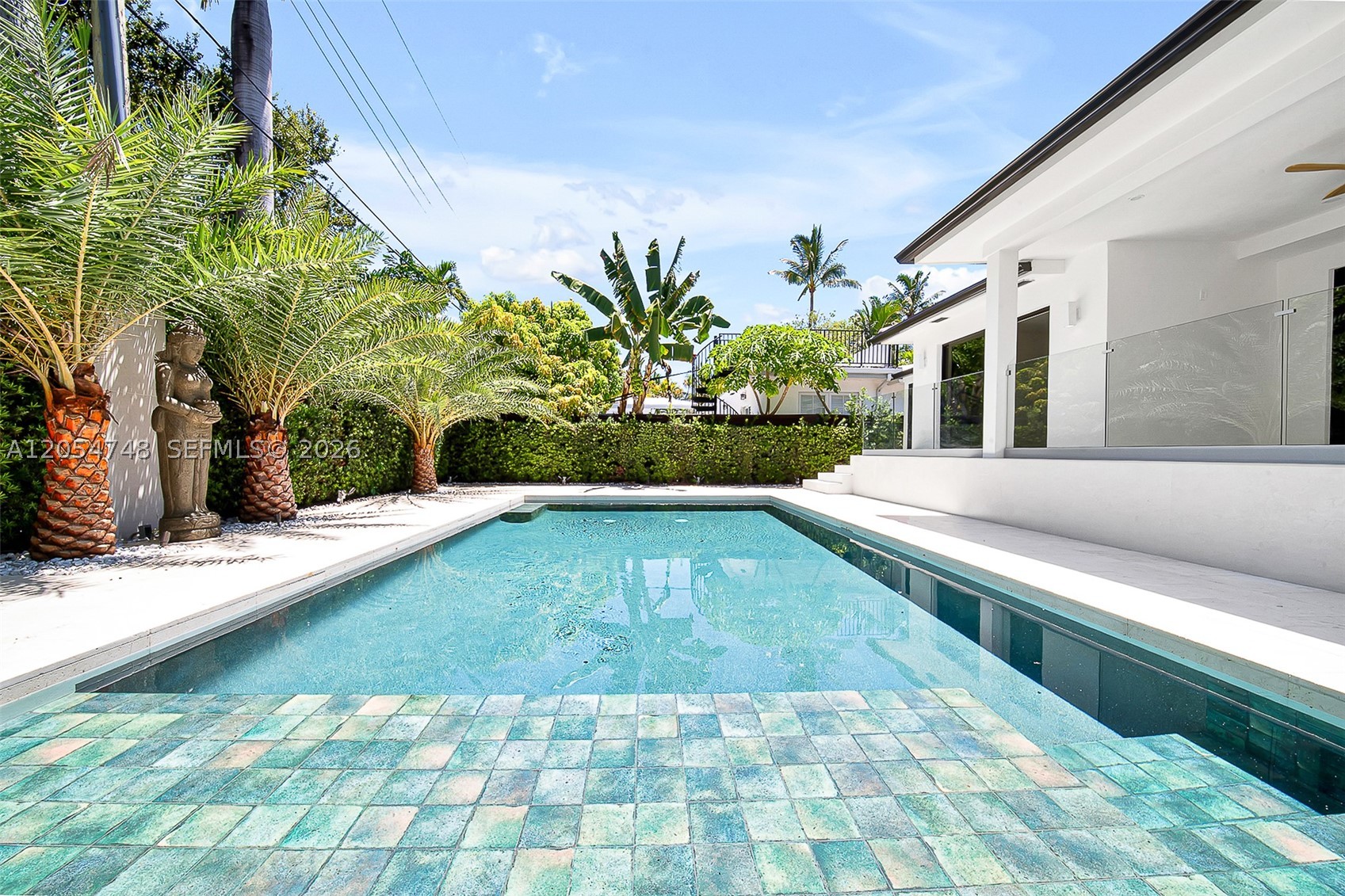 WASHINGTON PLACE - Residential Lease
