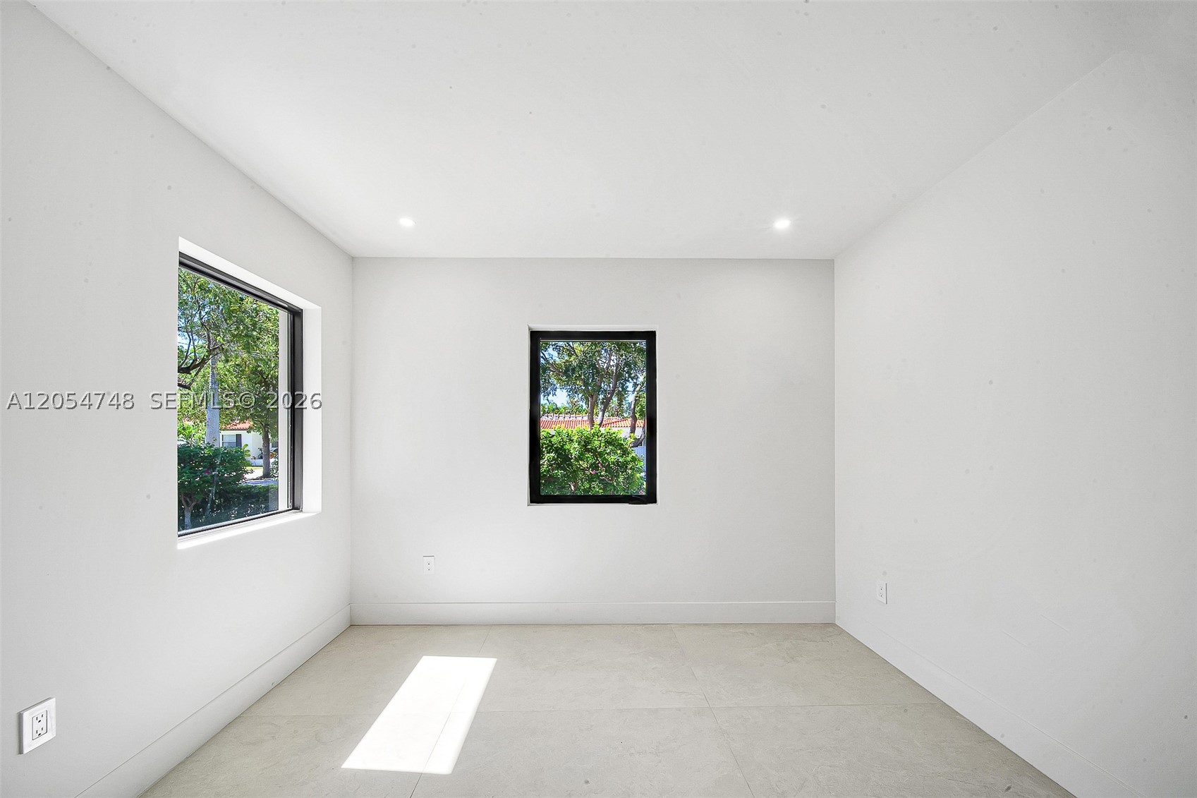WASHINGTON PLACE - Residential Lease