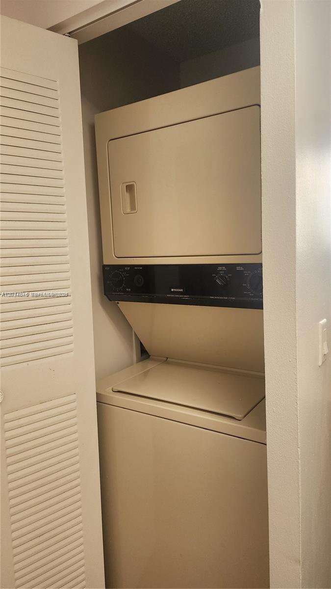 FORTUNE HOUSE CONDO - Residential Lease
