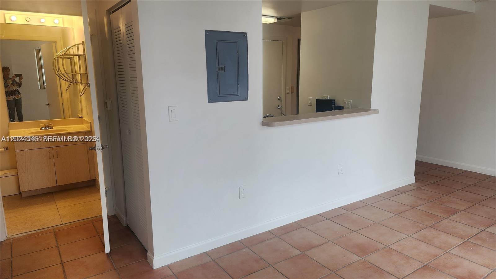 FORTUNE HOUSE CONDO - Residential Lease