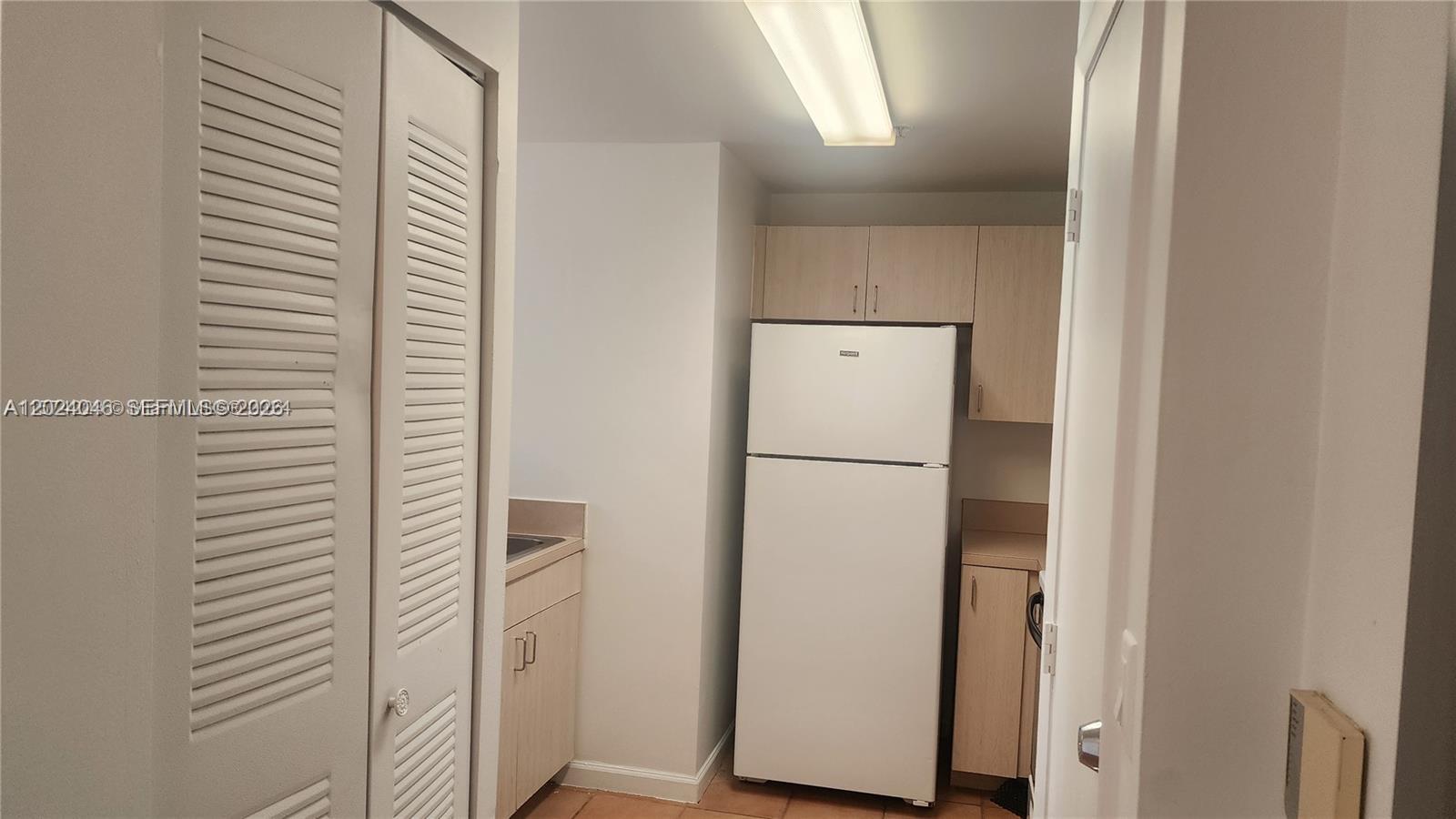 FORTUNE HOUSE CONDO - Residential Lease