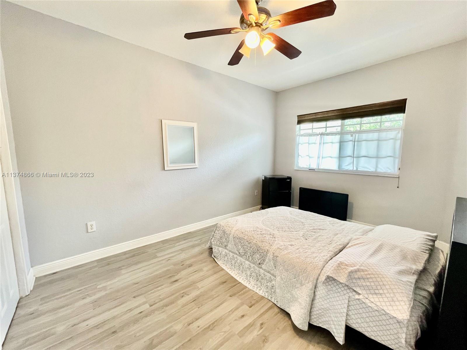 CAPTIVA CONDO E - Residential Lease