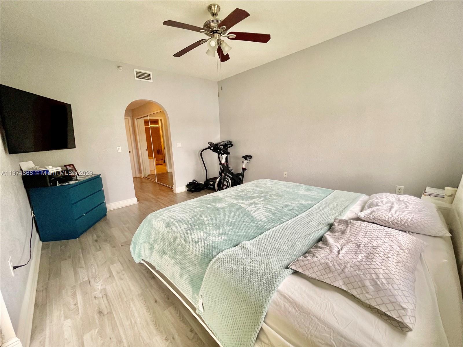 CAPTIVA CONDO E - Residential Lease