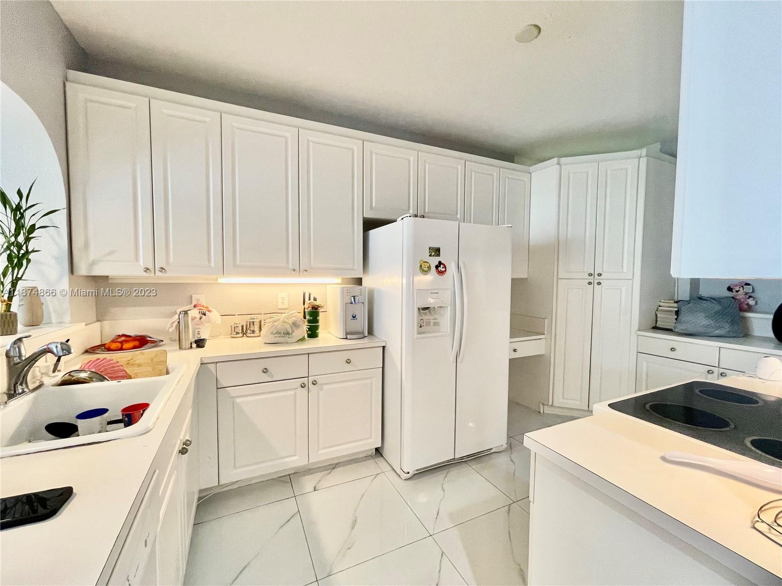 CAPTIVA CONDO E - Residential Lease