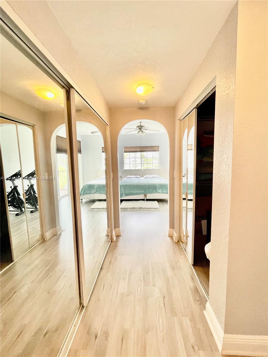 CAPTIVA CONDO E - Residential Lease