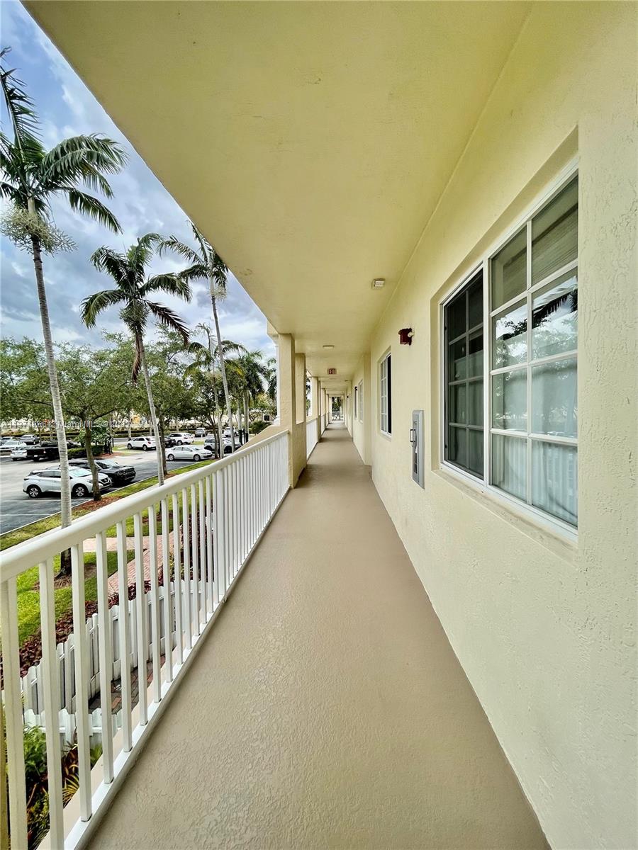 CAPTIVA CONDO E - Residential Lease