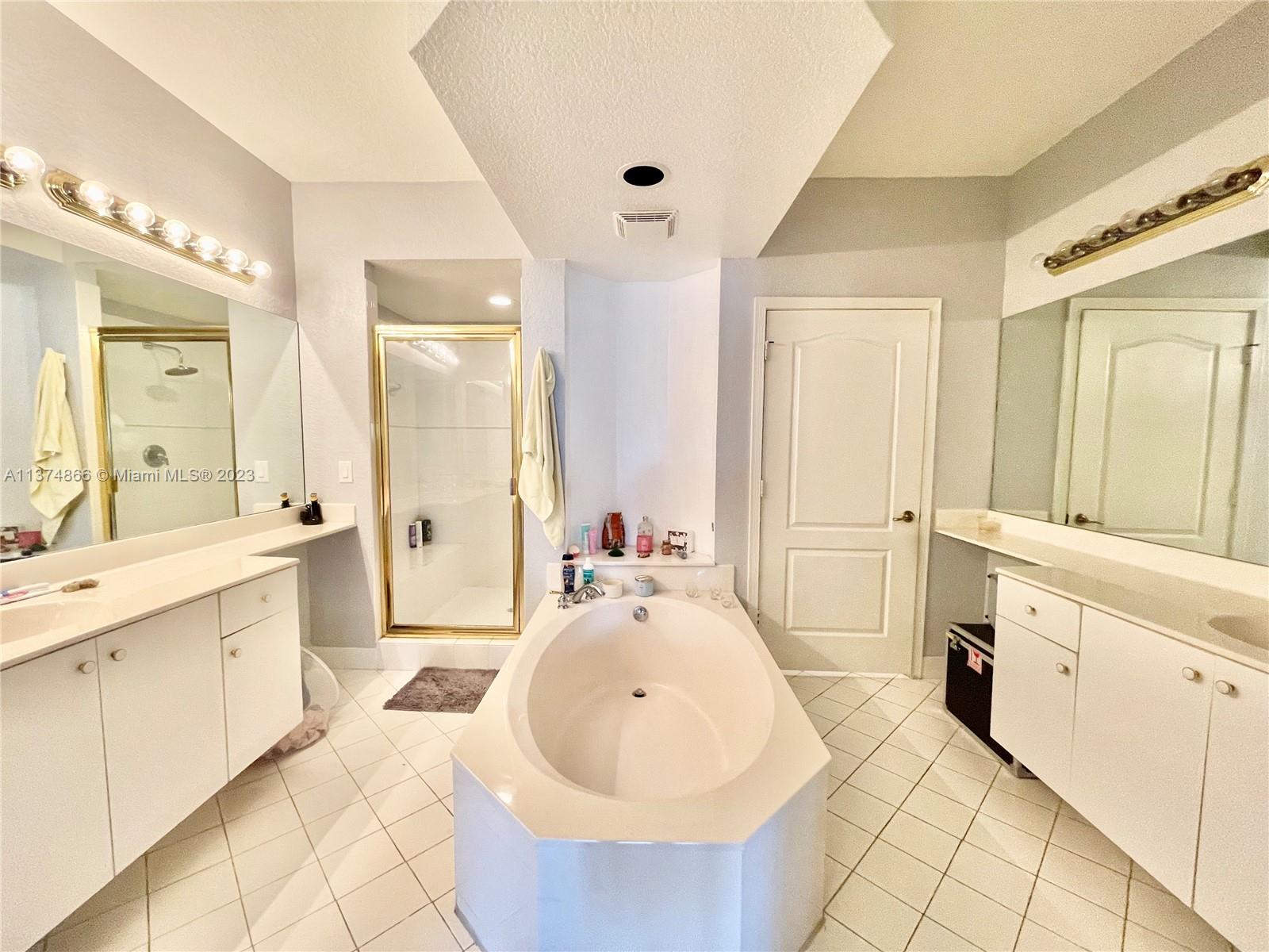 CAPTIVA CONDO E - Residential Lease