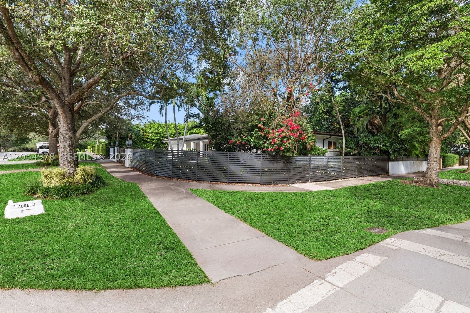 CORAL GABLES RIVIERA SEC - Residential