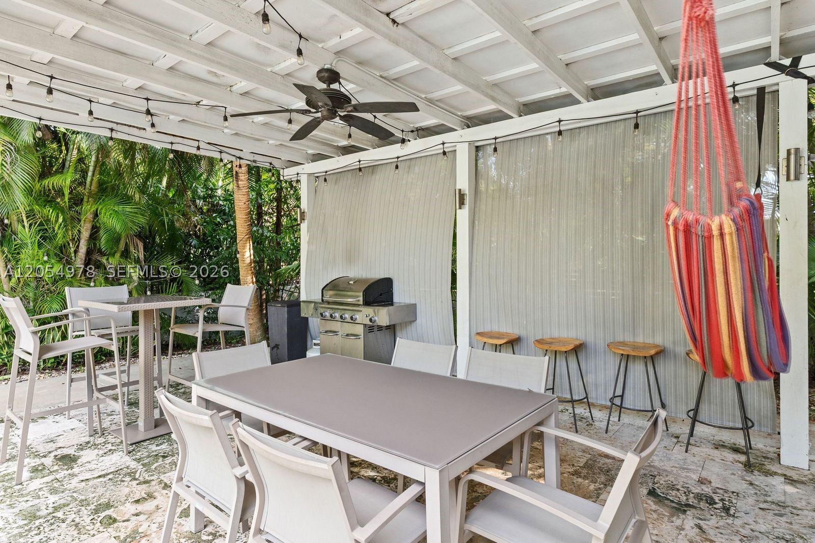 CORAL GABLES RIVIERA SEC - Residential
