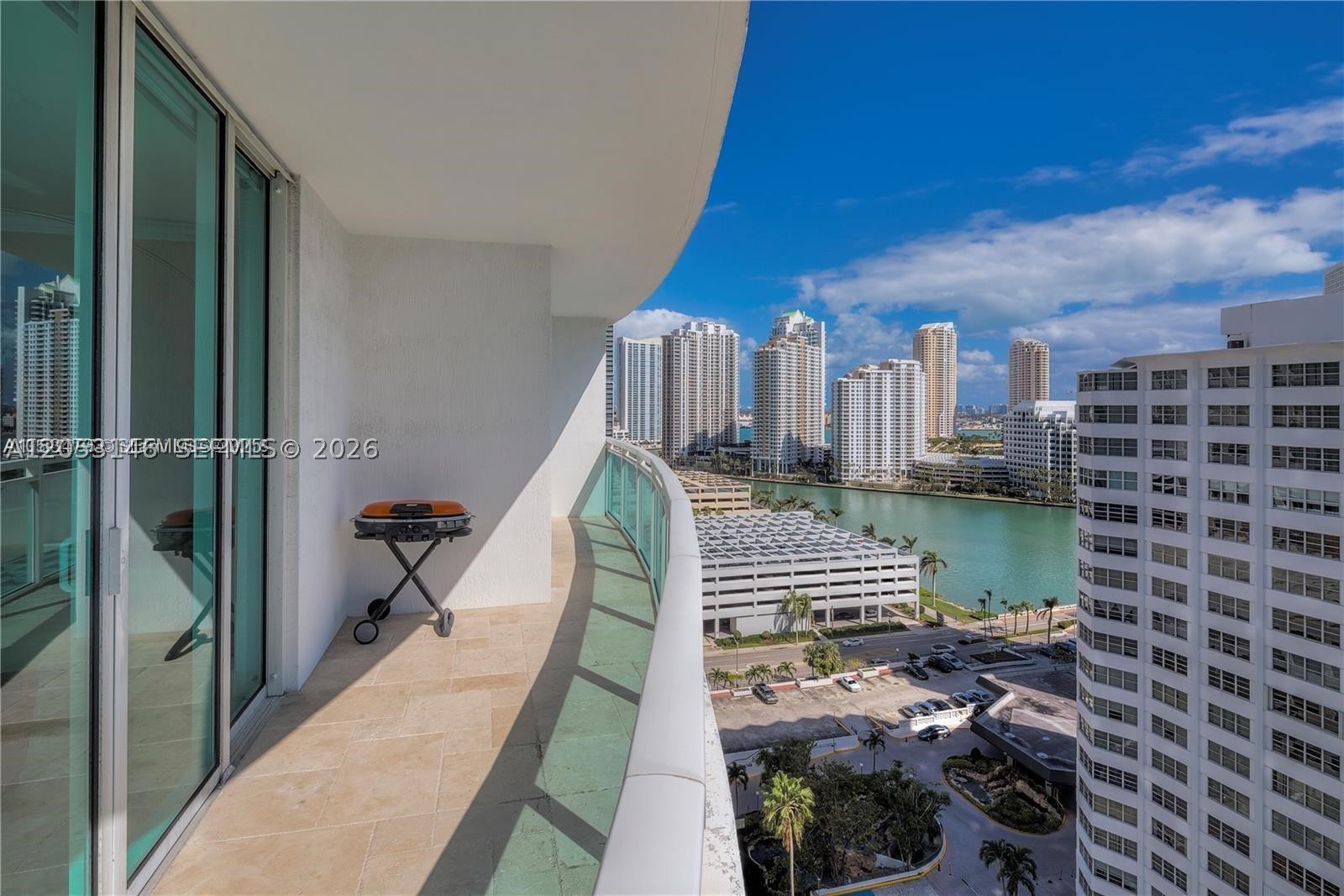 Experience luxury living in the heart of Brickell at The Plaza on Brickell. This spacious 2-bedroom, 2.5-bathroom residence offers a modern split-bedroom floor plan, generous living areas, and an unbeatable location just steps from Brickell City Centre, Mary Brickell Village, fine dining, shopping, and entertainment.
Residents enjoy an exceptional lifestyle with resort-style amenities, including two infinity-edge swimming pools, a state-of-the-art fitness center, spa and steam rooms, business center, club room, media room, children's play area, valet parking, 24-hour concierge, security, and controlled access.
Live in one of Brickell's most sought-after communities, with easy access to Downtown Miami, Key Biscayne, Coconut Grove, and major highways. Whether you're looking for convenience, comfort, or vibrant city living, this residence offers it all. Schedule your private showing today!