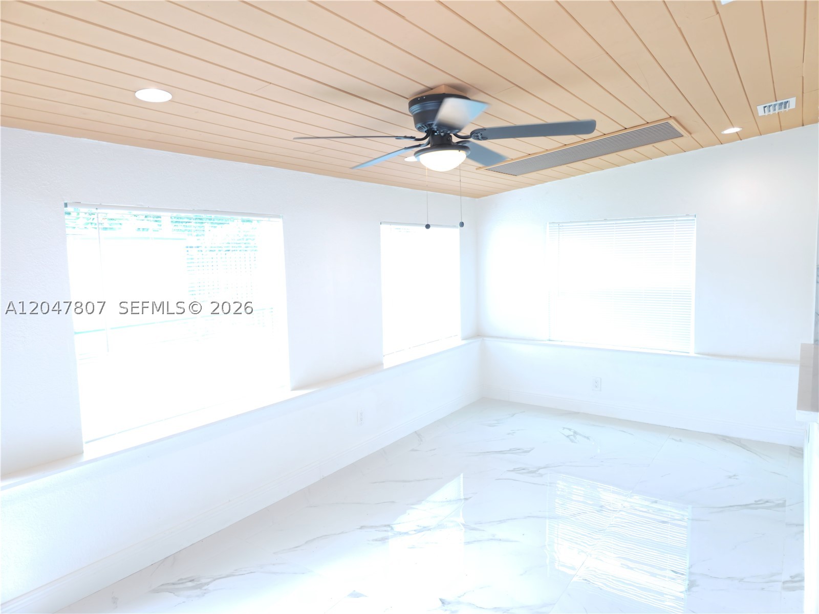 VINIK NO 2 - Residential