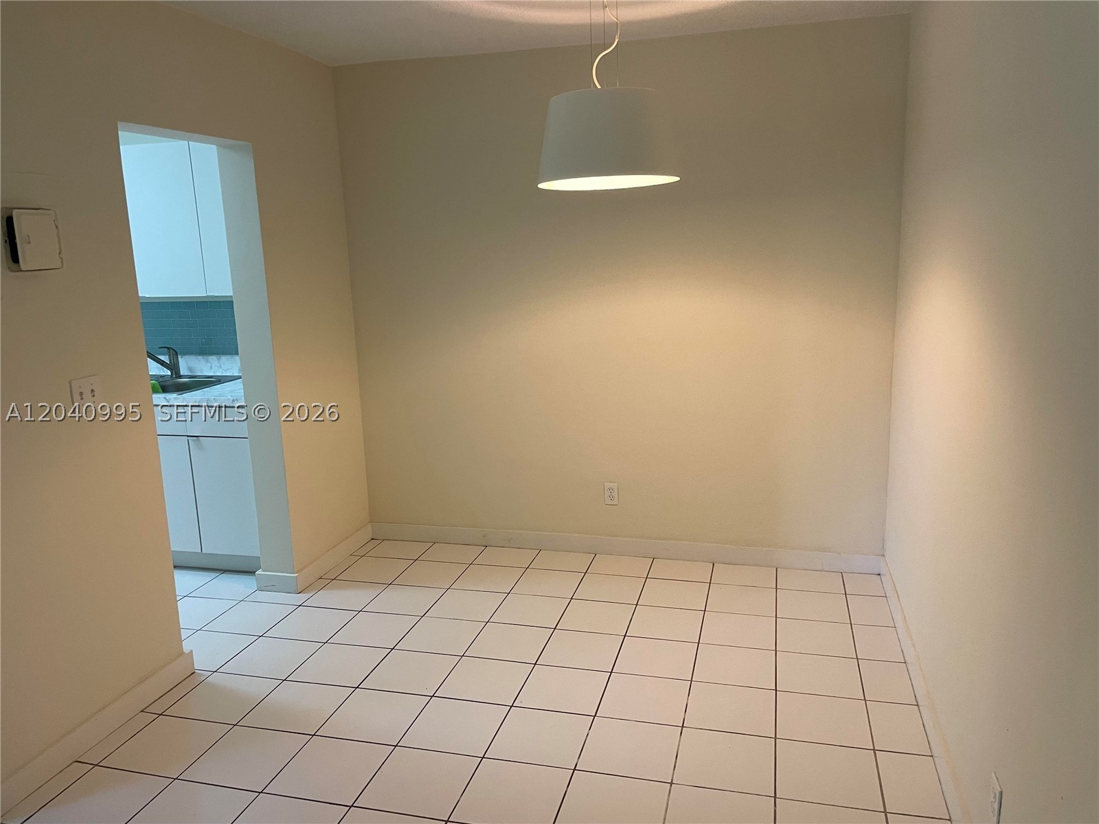 SEVENTEENTH GREEN CONDO - Residential