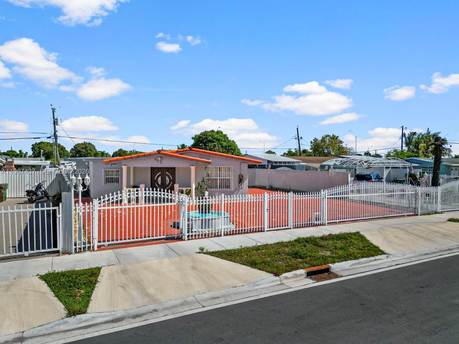 ESSEX VILLAGE 5TH ADDN - Residential