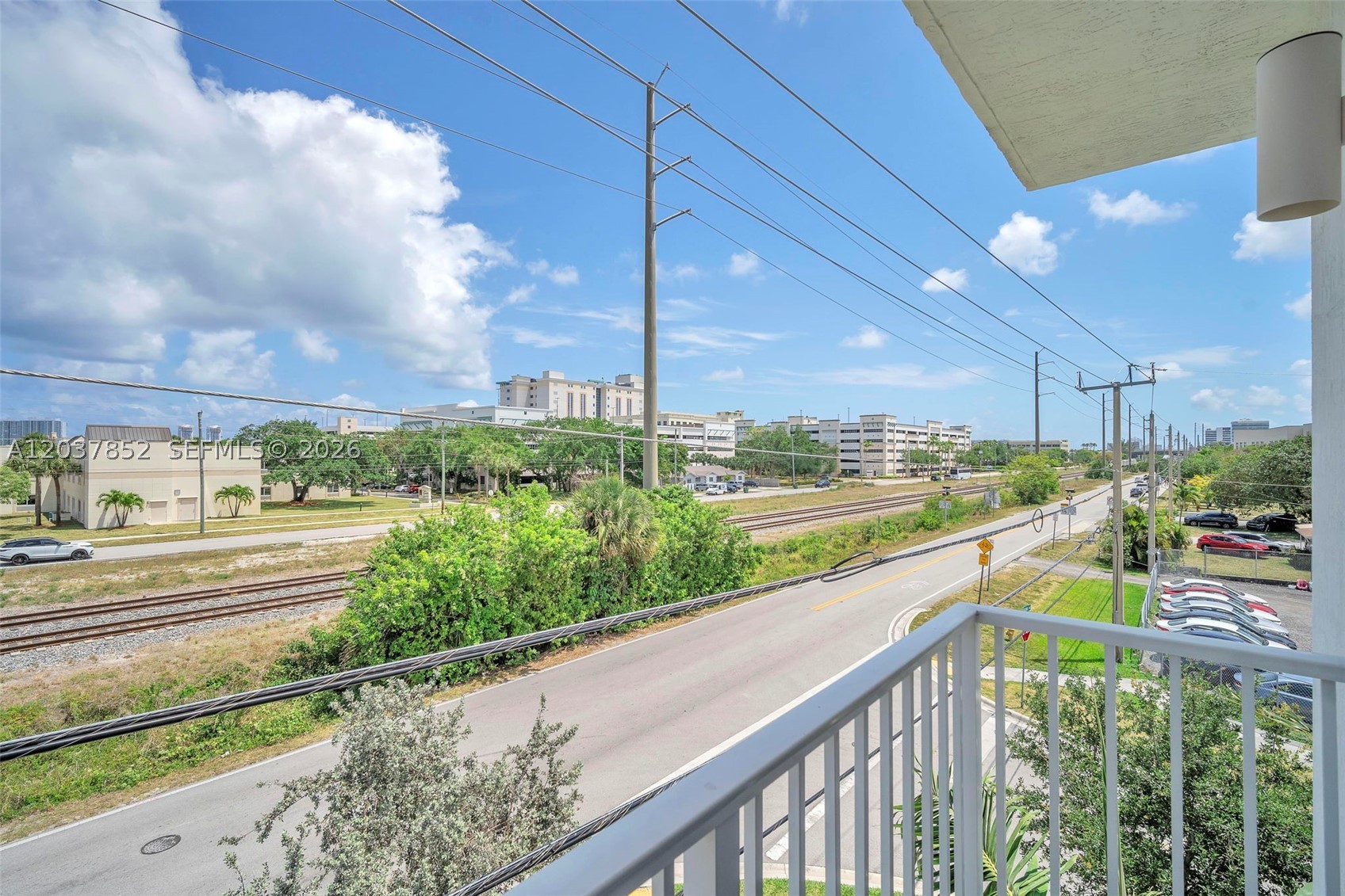 WEITZER AVENTURA PLACE CO - Residential Lease