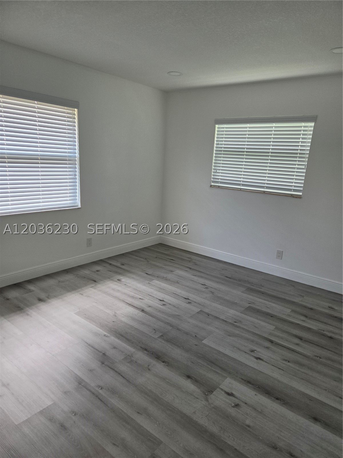 FIRST ADD TO THE HIGHLAND - Residential Lease