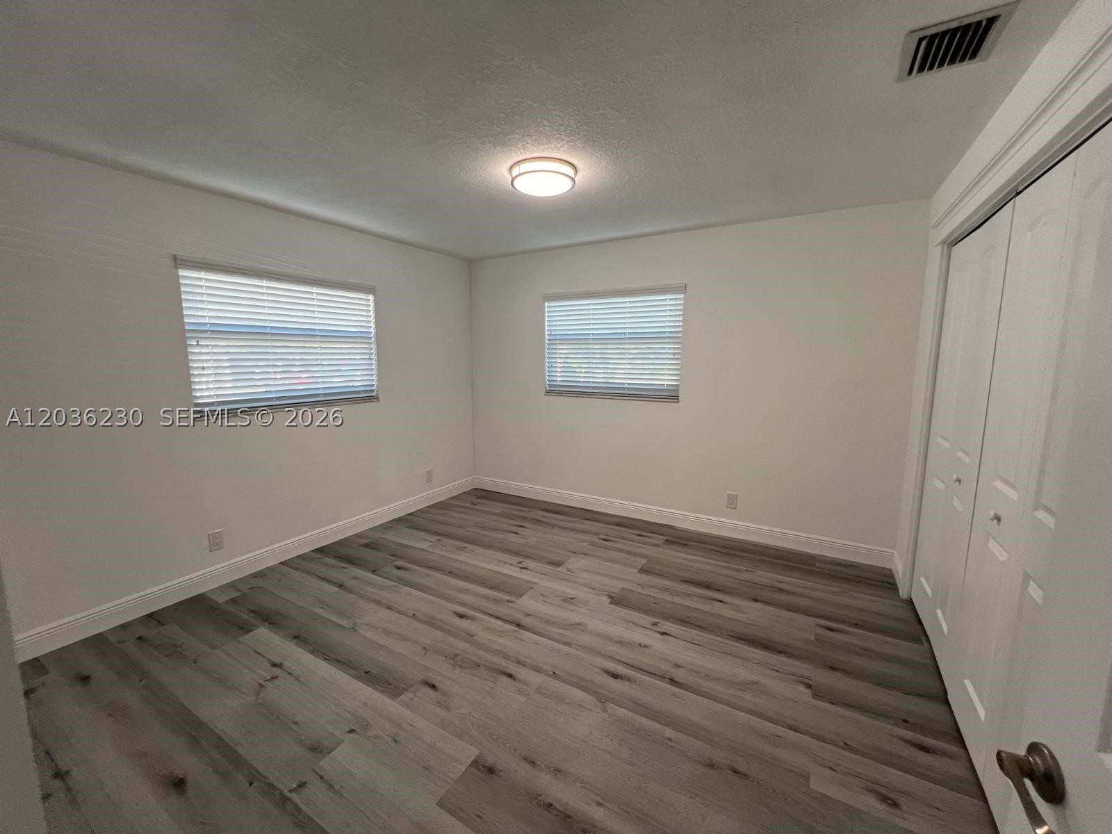 FIRST ADD TO THE HIGHLAND - Residential Lease