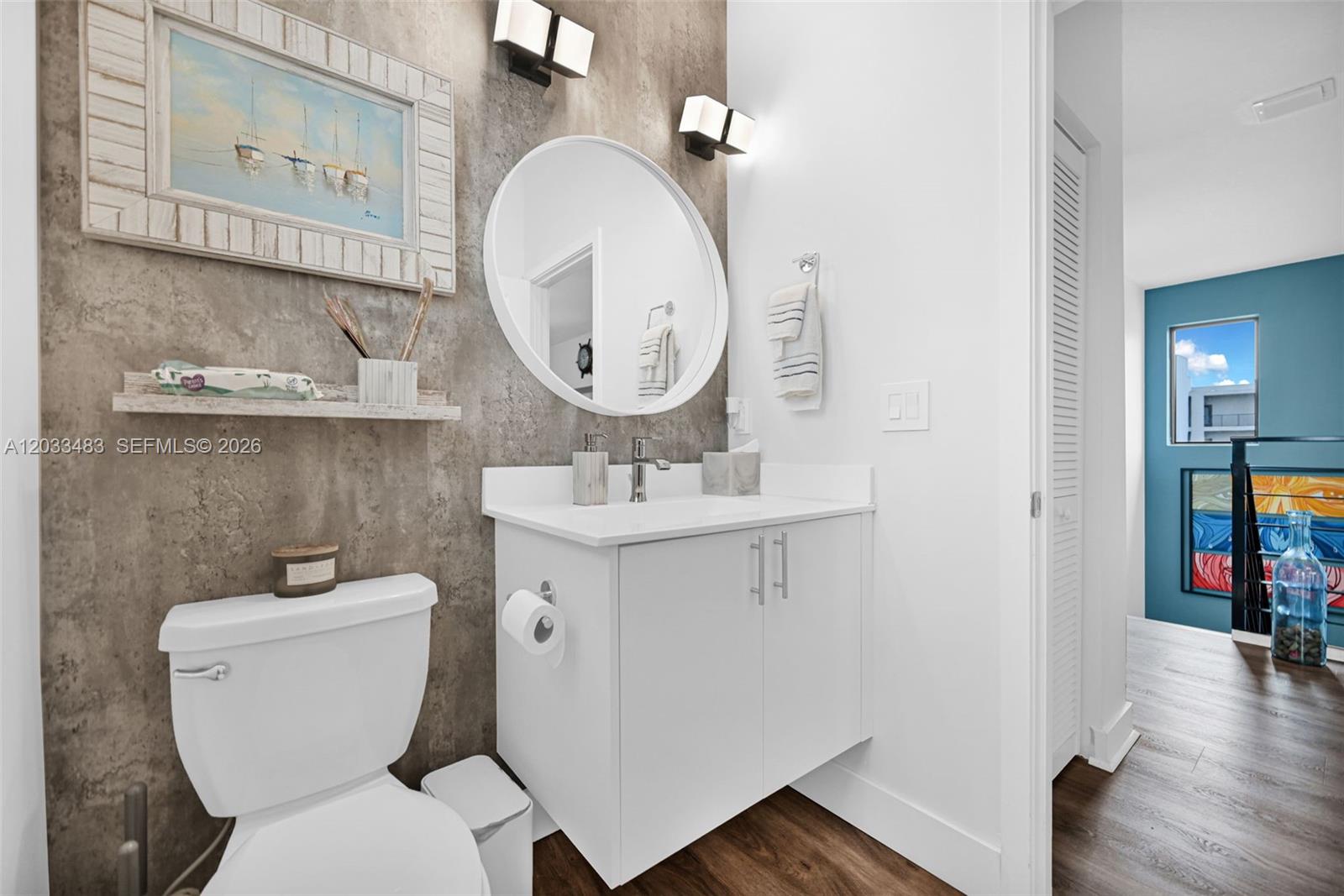 DOWNTOWN DORAL SOUTH PHAS - Residential