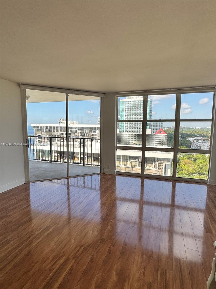 BRICKELL PLACE CONDO - Residential Lease