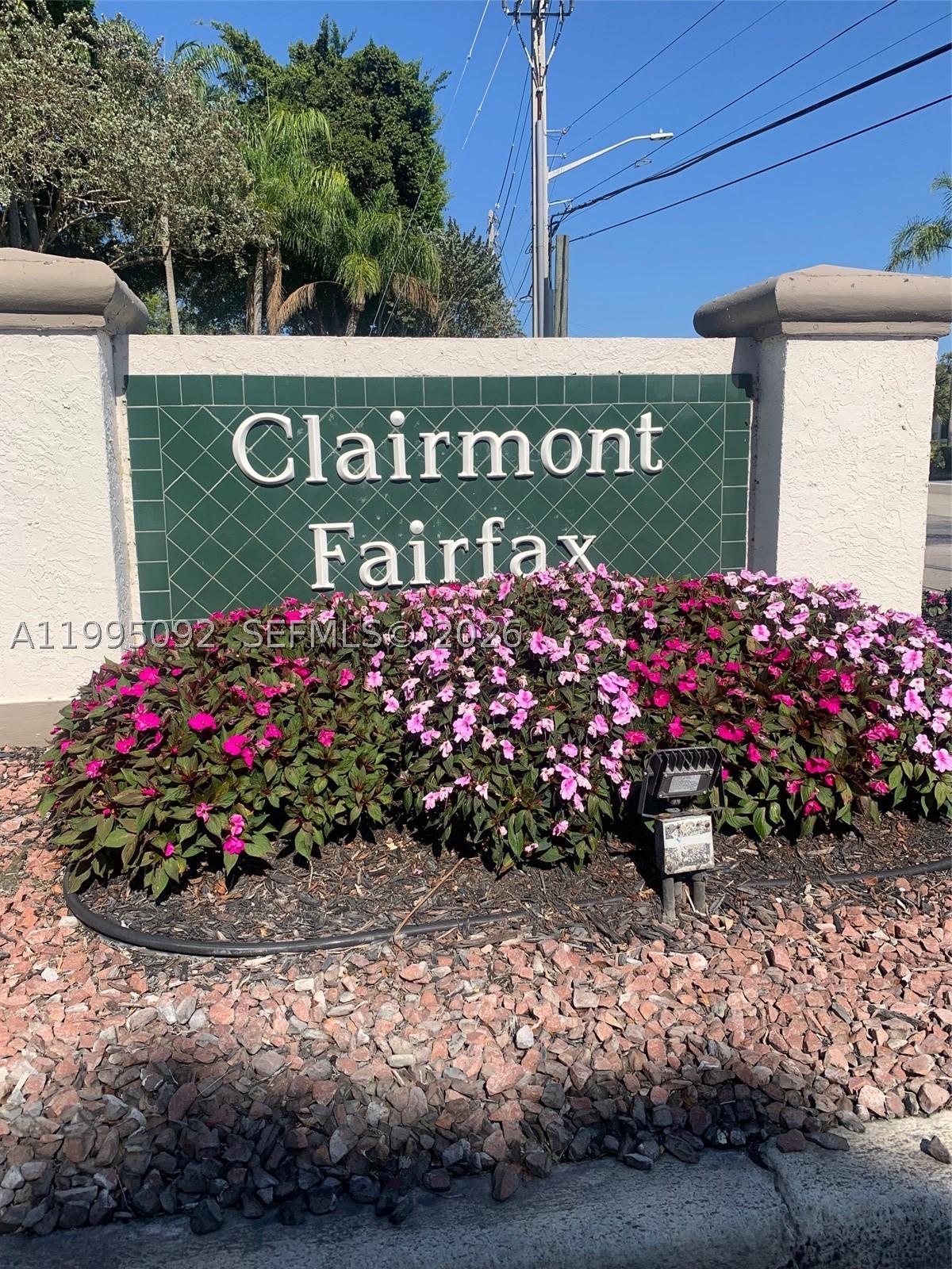 NEWLY REFRESHED unit in Highly Desirable Ground Floor / End Unit in the beautiful well maintained Clairmont community at Kings Point.  Large 2/2, corner unit with extra windows for light and a breakfast area.  Unit has impact windows.  Washer and Dryer in their own laundry room.  Located just steps from the pool, enjoy all of Kings Point resort style amenities, many clubs, , tennis, state of the art exercise equipment, sauna, 1000 seat theater, and courtesy bus to shopping. A great lifestyle for the 55+ community.  Association fee includes cable, Internet, water.  Bring your qualified clients, they will be glad you did.