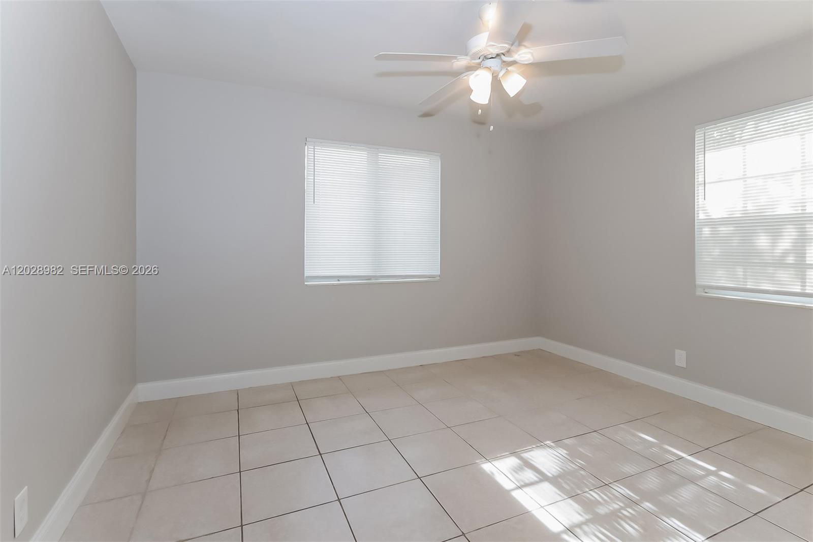 NORTH PALM BCH 3 - Residential Lease