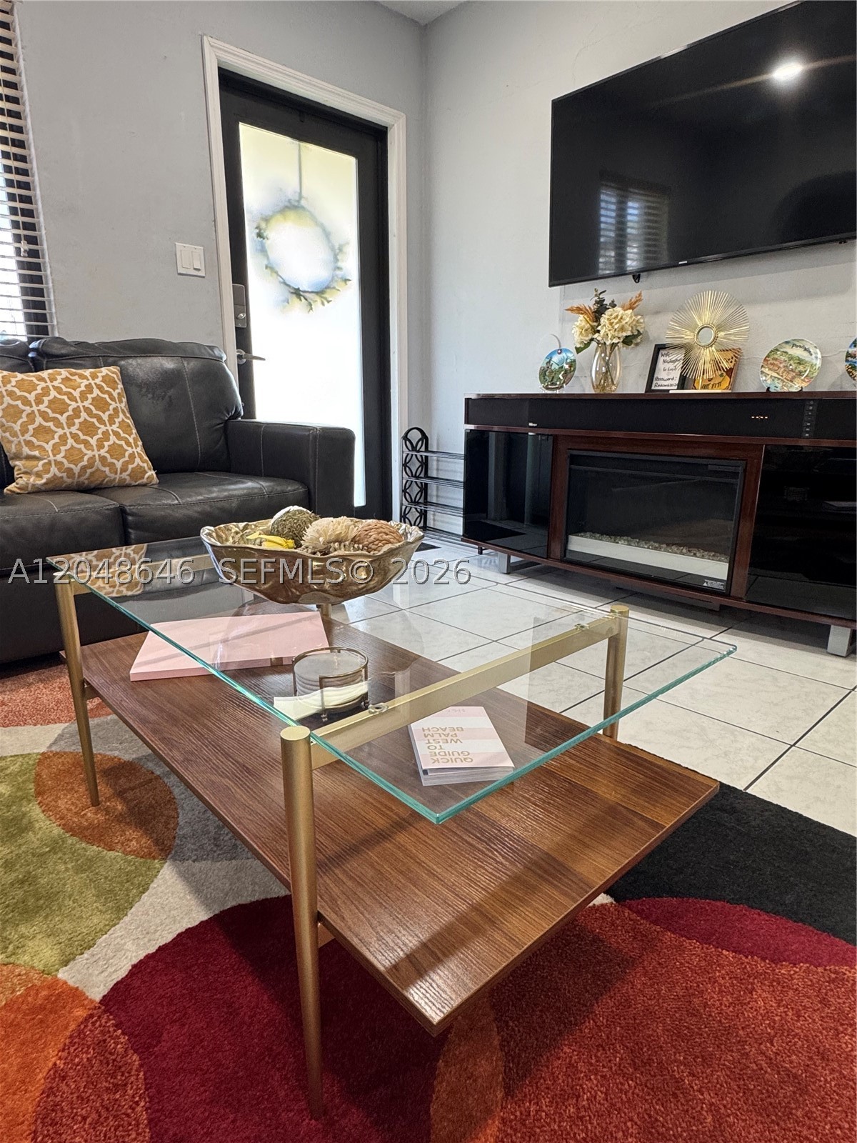 TROPICAL GARDENS - Residential Lease