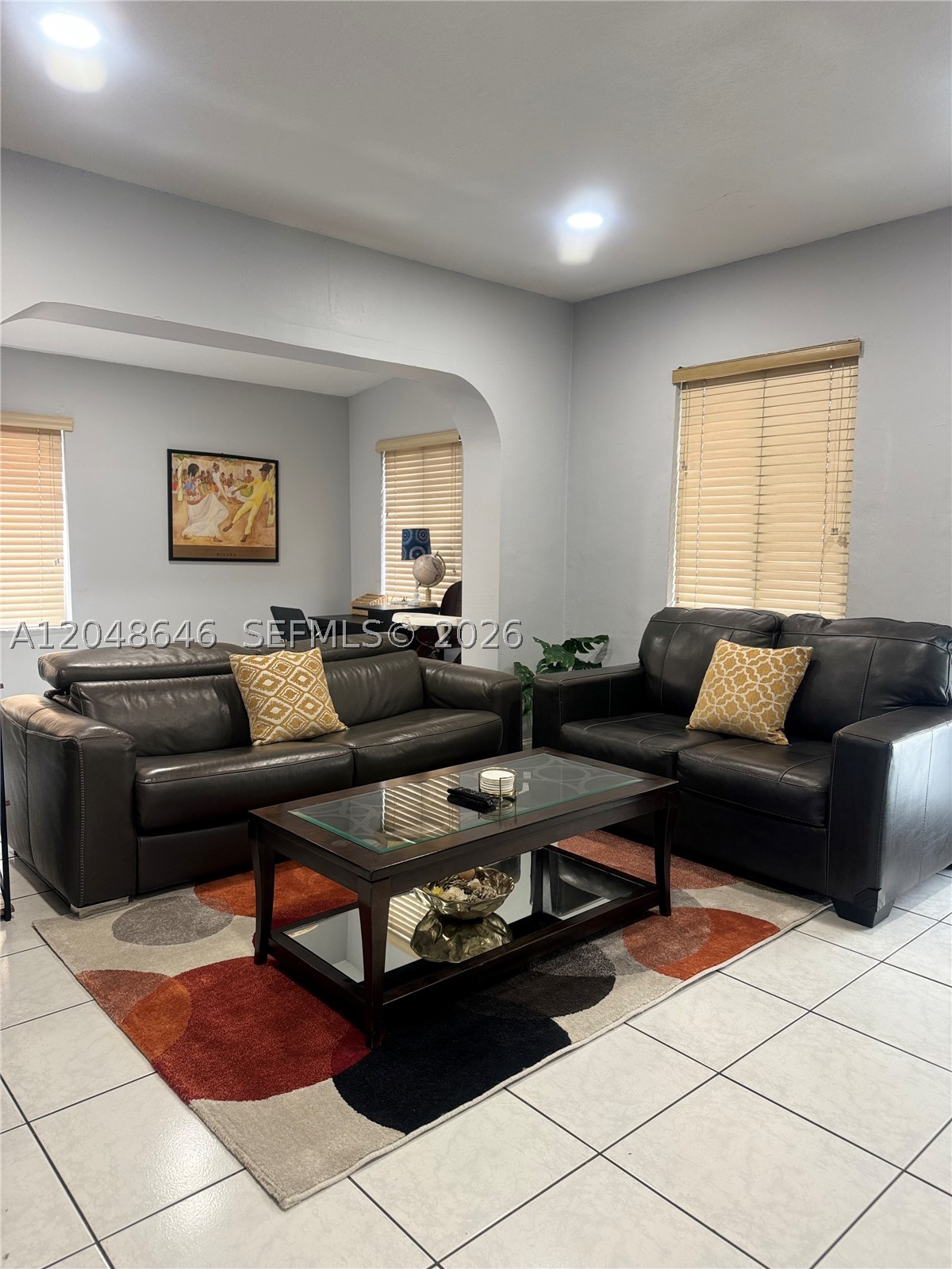 TROPICAL GARDENS - Residential Lease