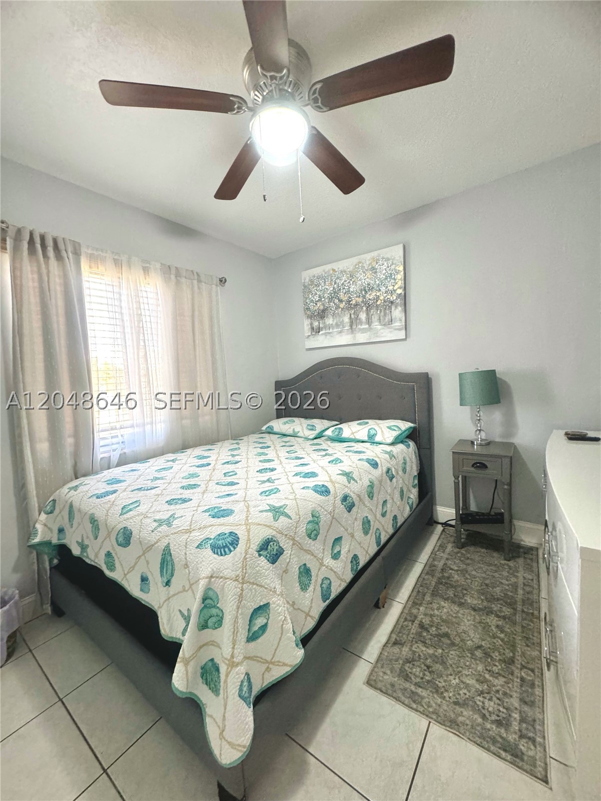TROPICAL GARDENS - Residential Lease