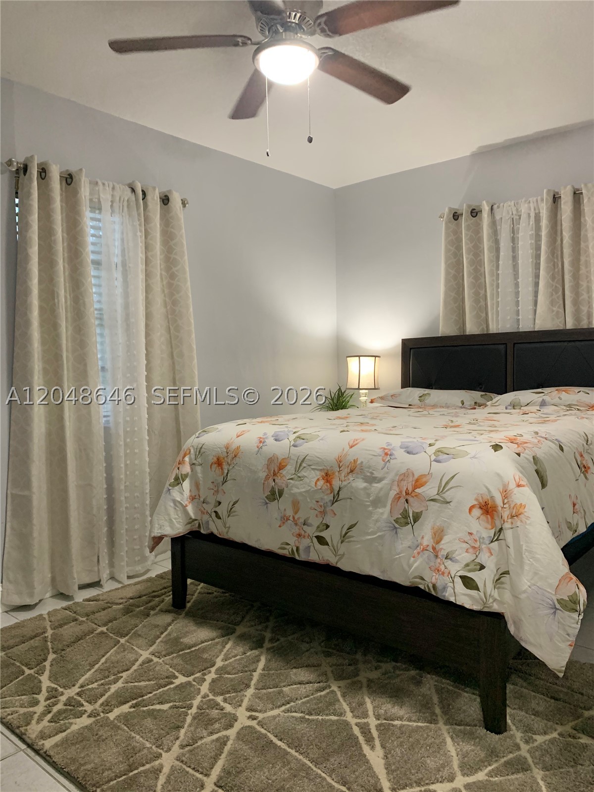 TROPICAL GARDENS - Residential Lease