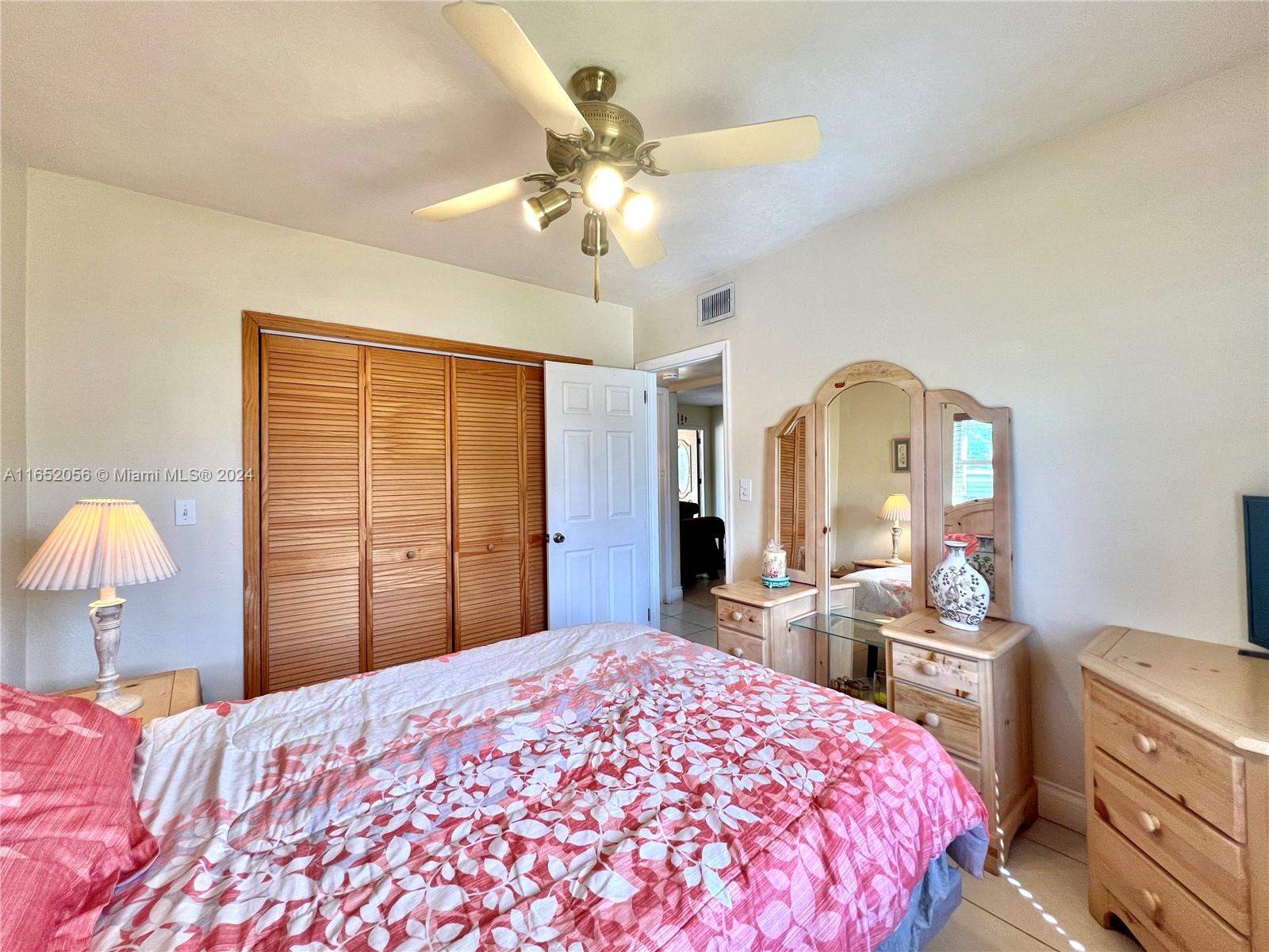 CAMNER MANOR 2ND ADDN - Residential