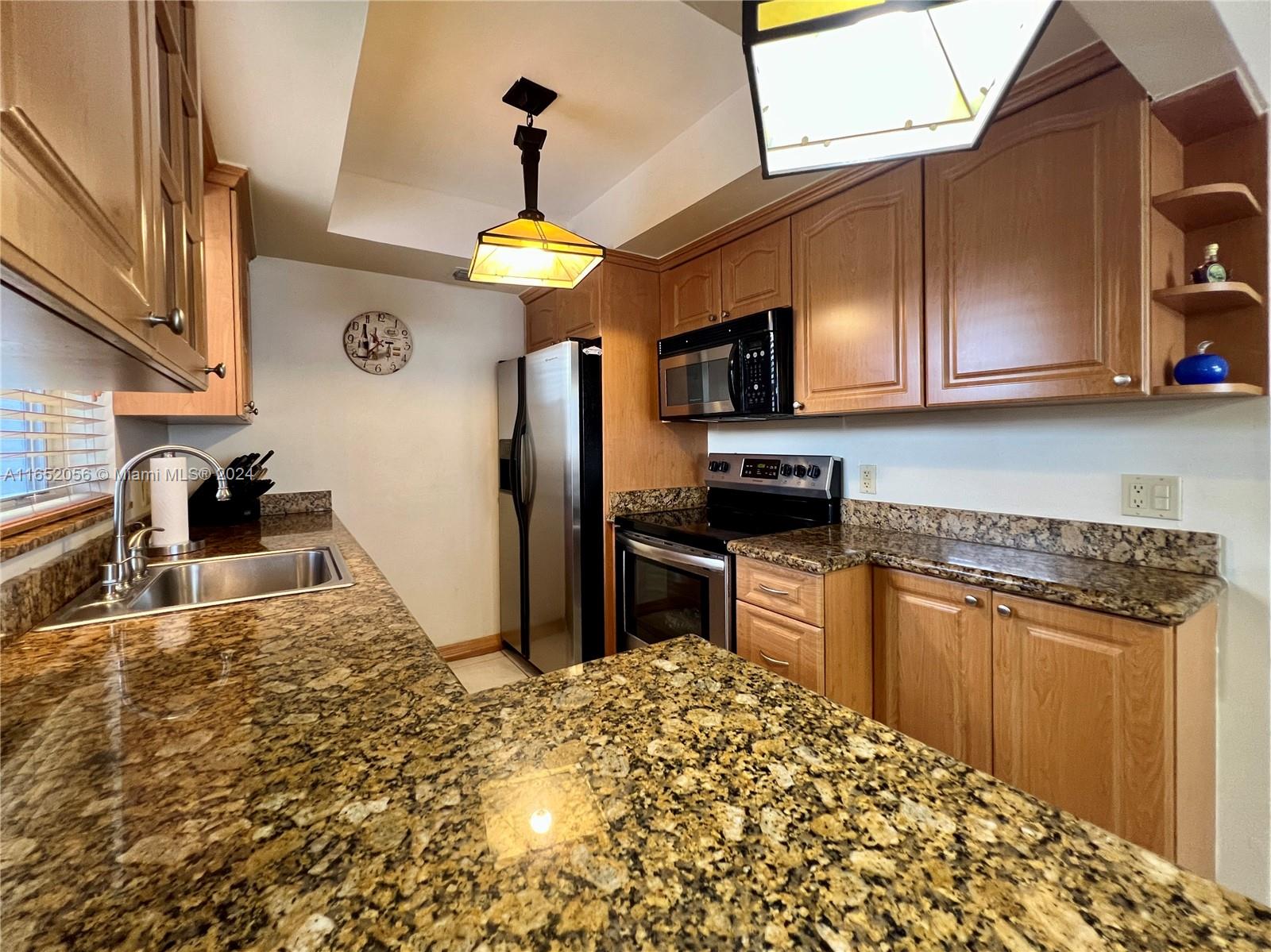 CAMNER MANOR 2ND ADDN - Residential