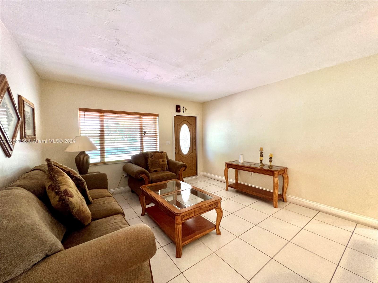 CAMNER MANOR 2ND ADDN - Residential
