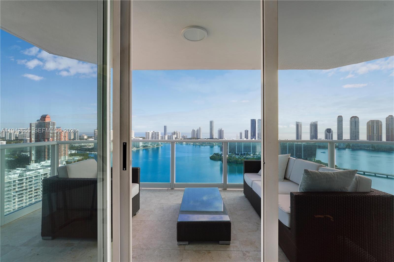 THE PENINSULA II CONDO - Residential