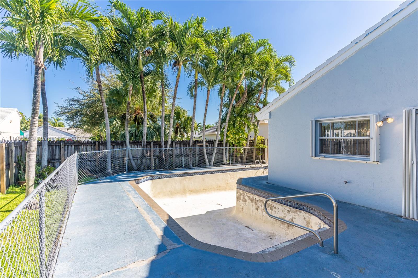 CORAL CREEK - Residential