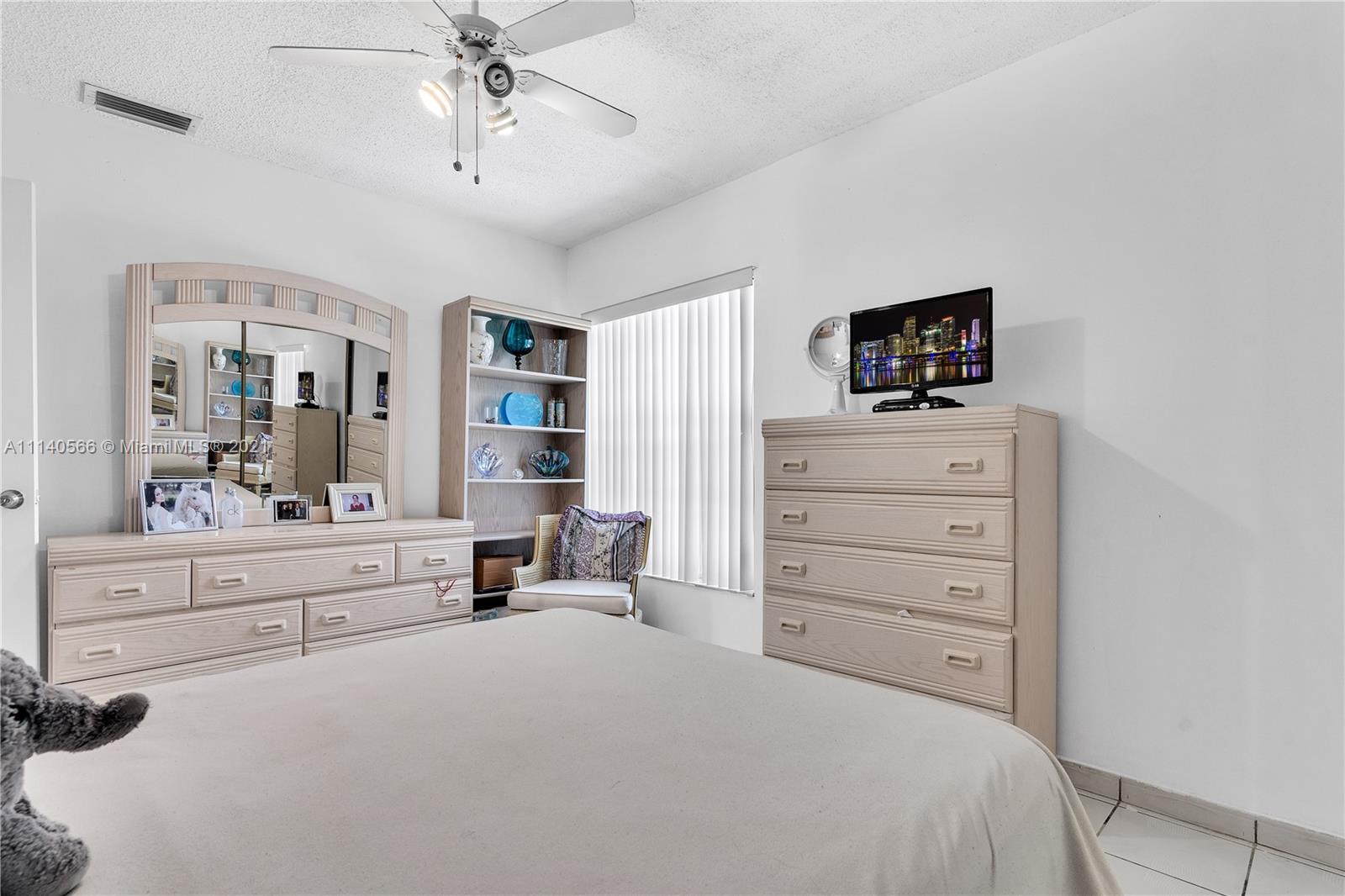 CORAL CREEK - Residential