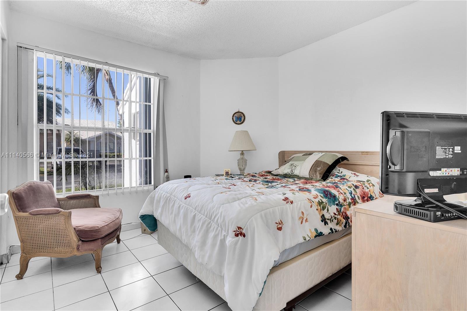 CORAL CREEK - Residential