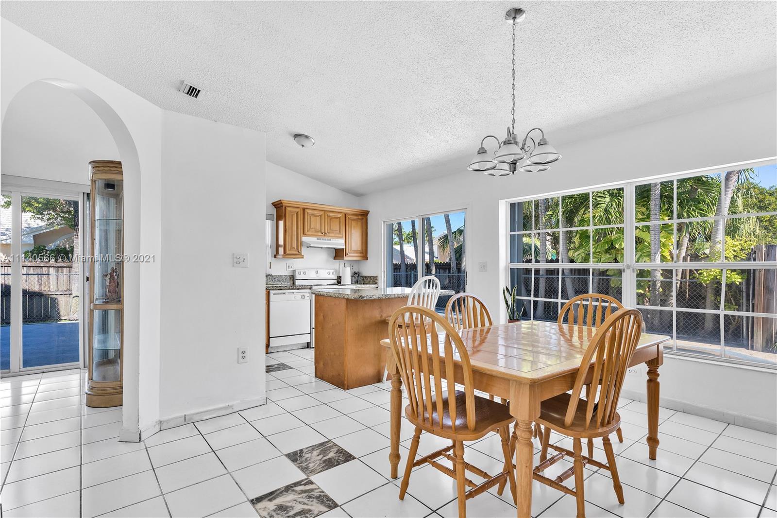 CORAL CREEK - Residential
