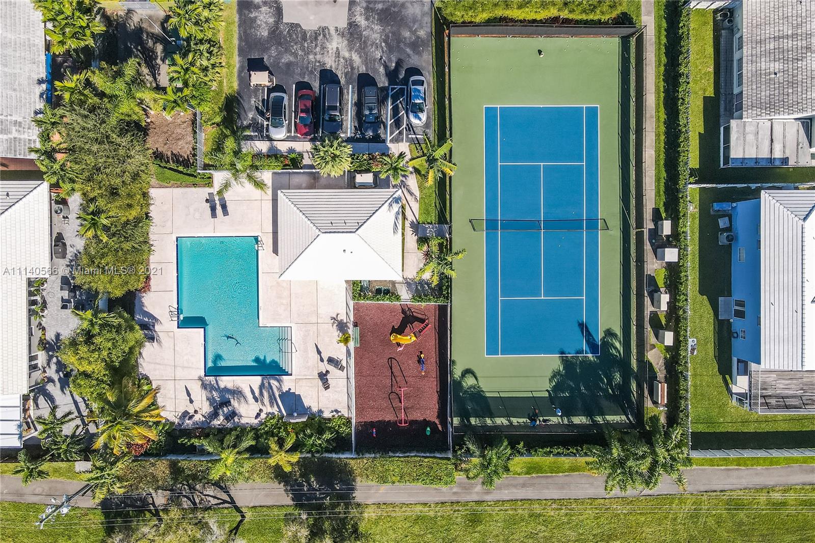 CORAL CREEK - Residential