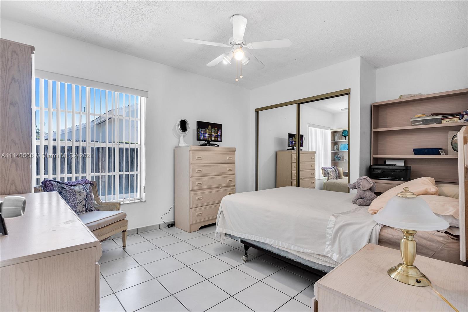 CORAL CREEK - Residential