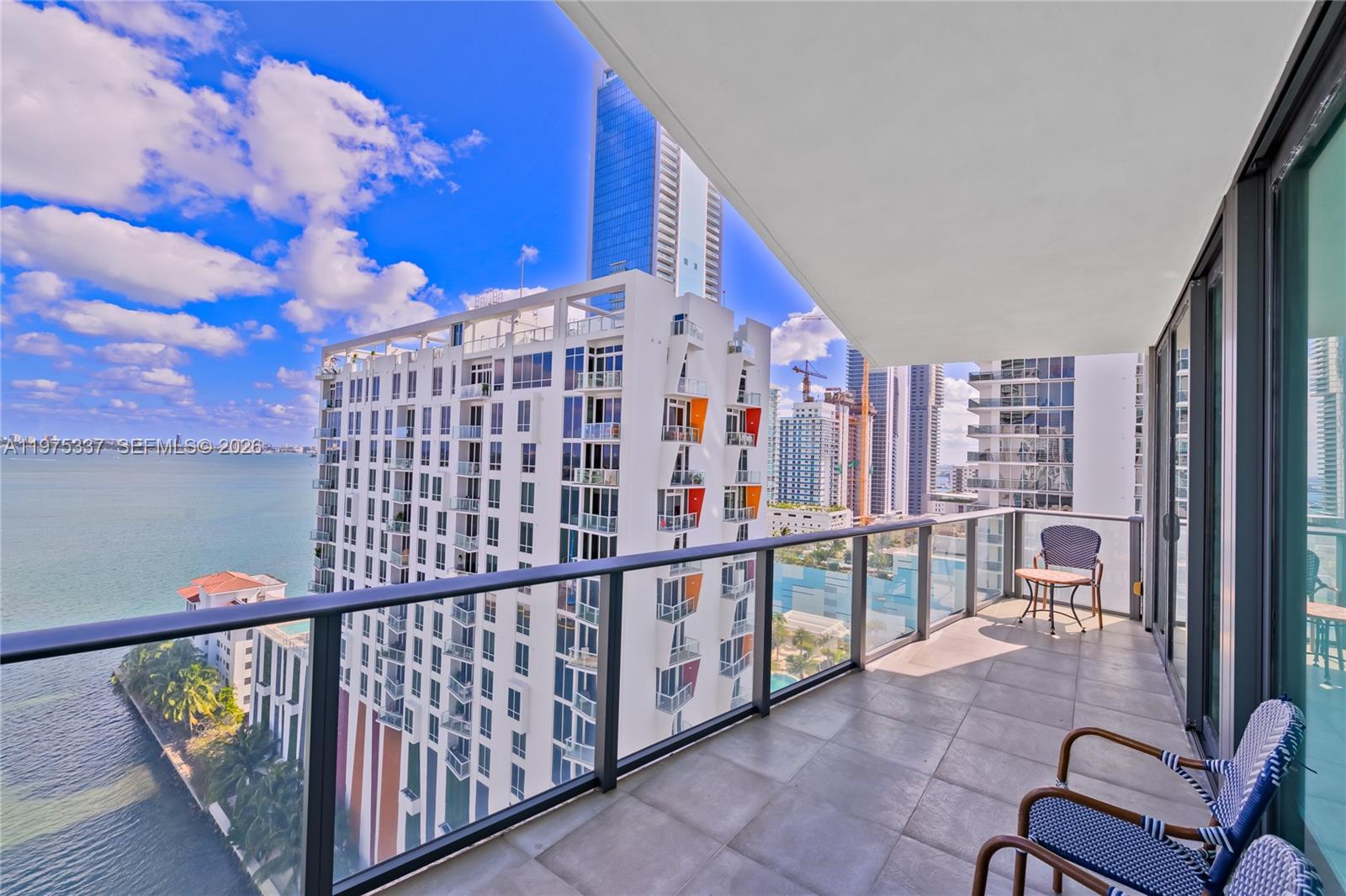ICON BAY CONDO - Residential