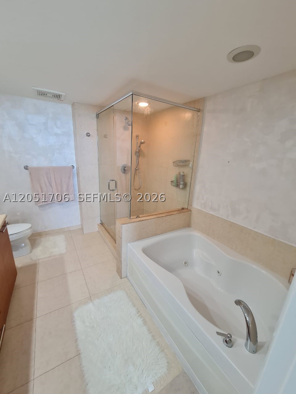 50 BISCAYNE CONDO - Residential Lease
