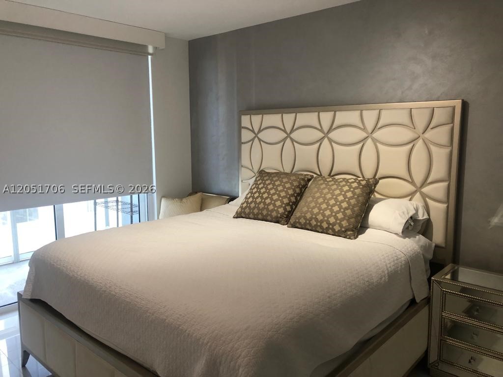 50 BISCAYNE CONDO - Residential Lease