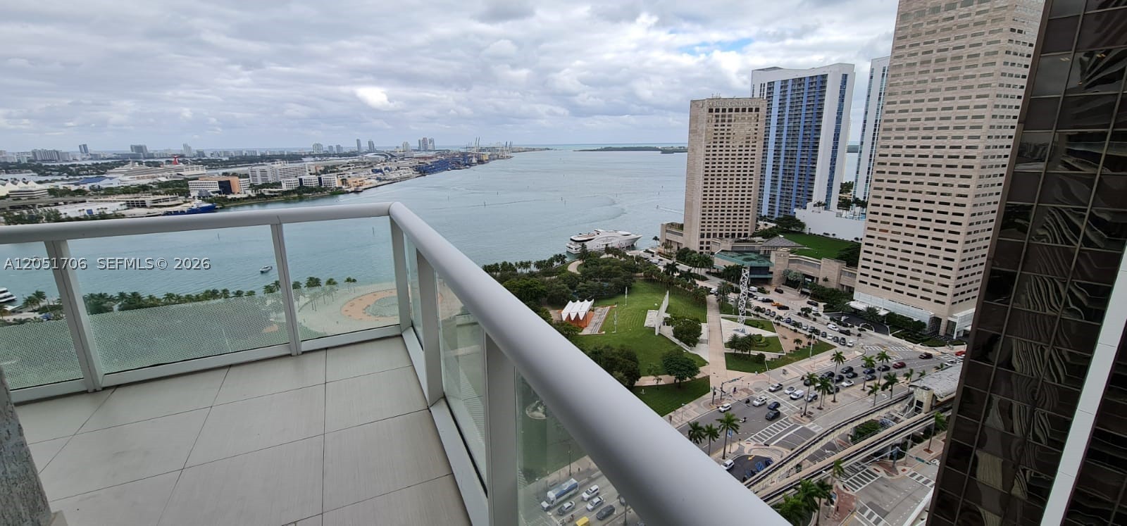 50 BISCAYNE CONDO - Residential Lease