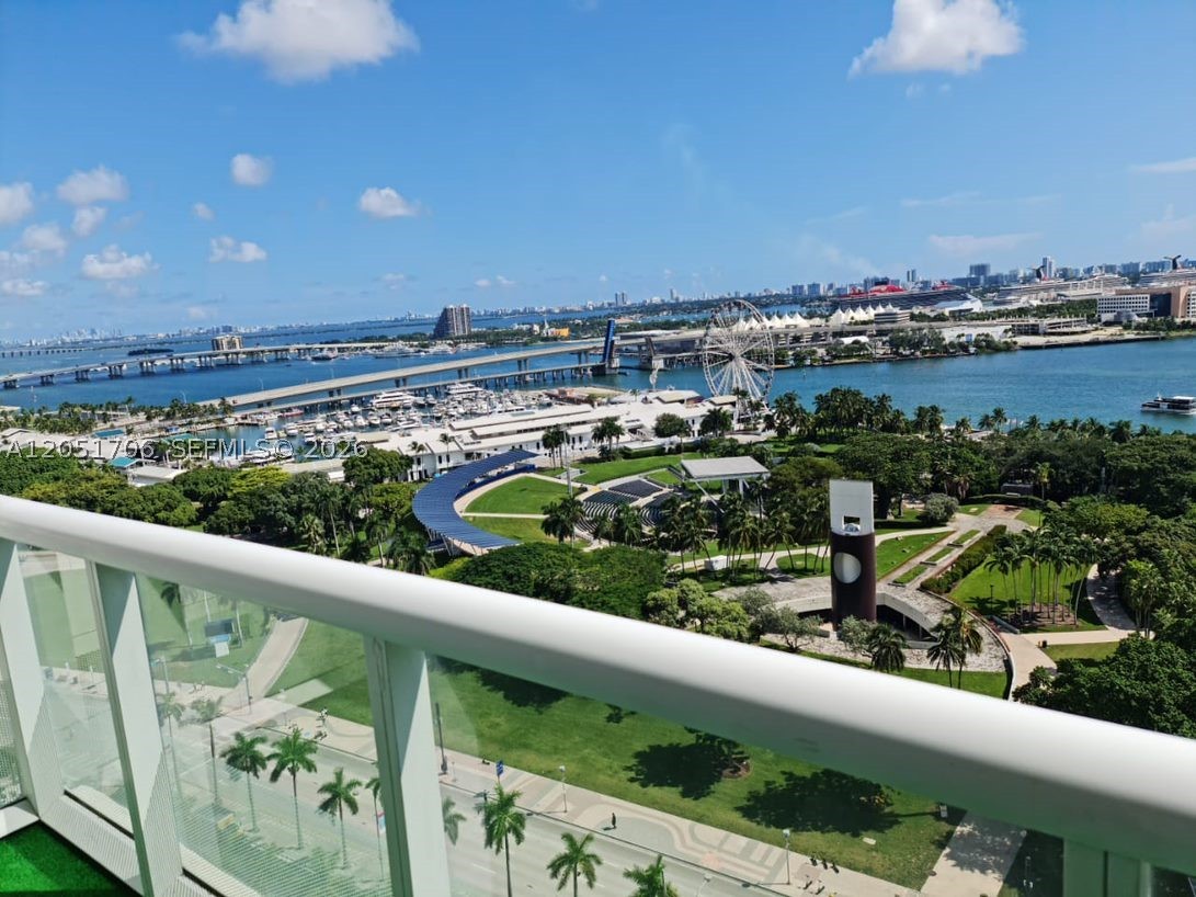 50 BISCAYNE CONDO - Residential Lease
