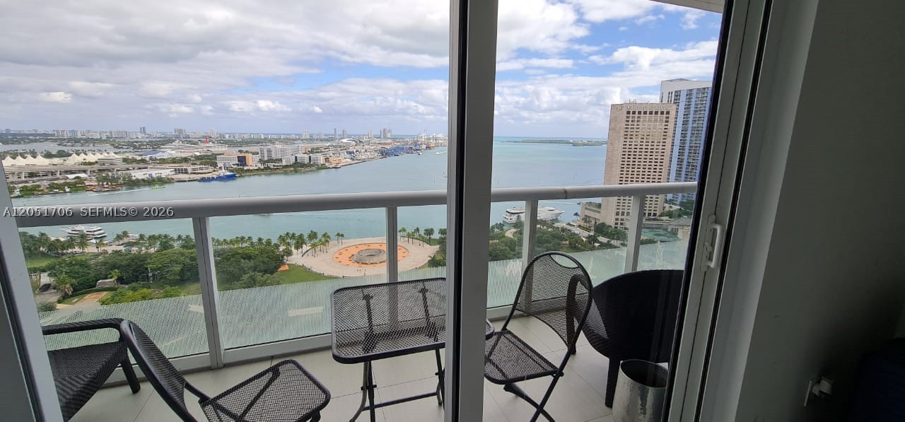 50 BISCAYNE CONDO - Residential Lease