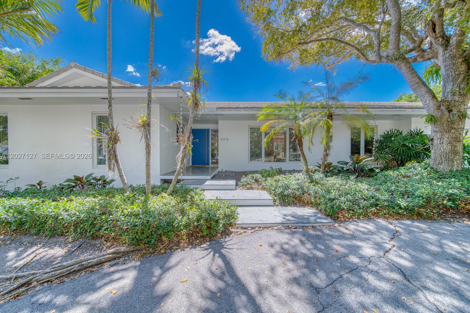 HAMMOCK HEIGHTS - Residential Lease
