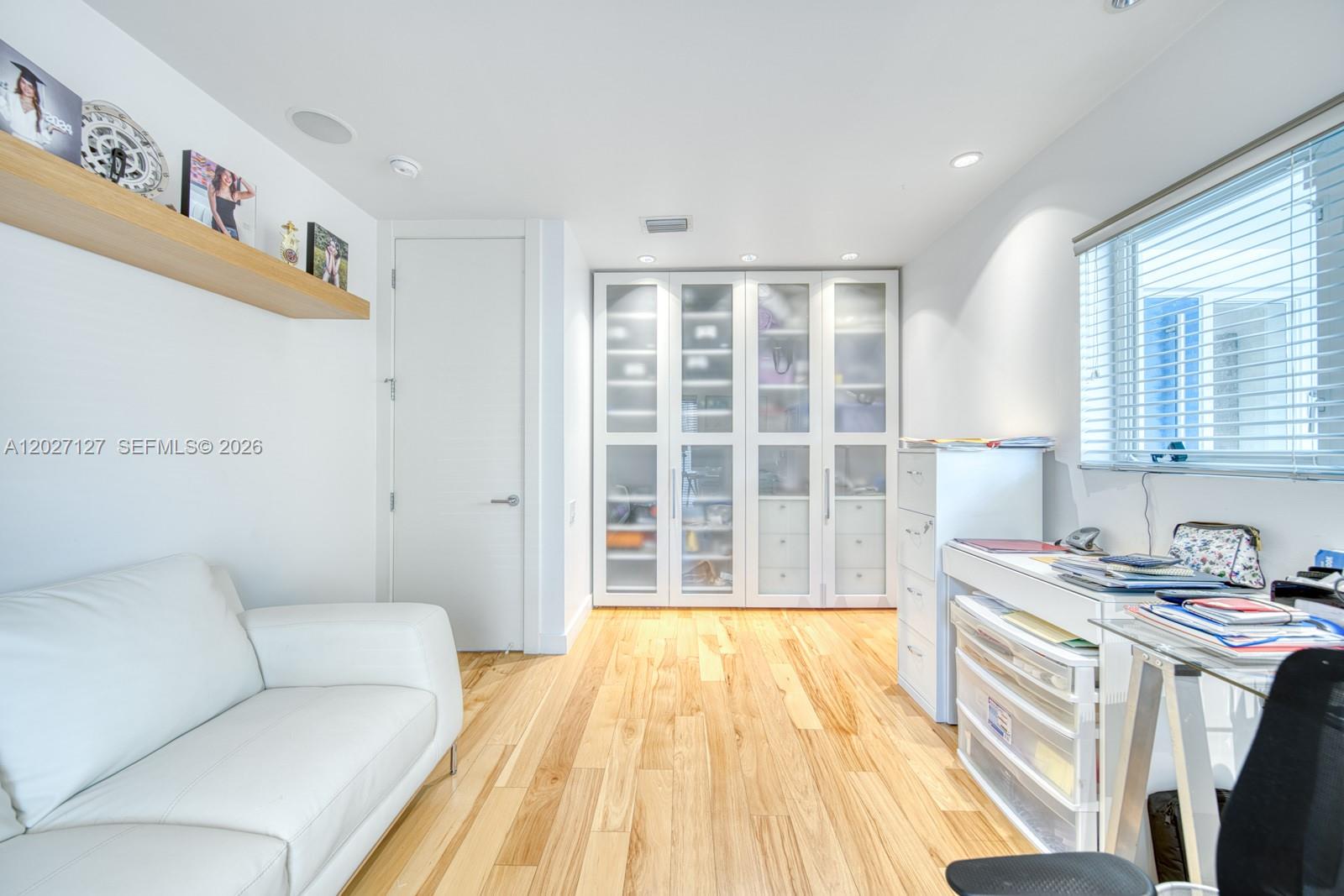 HAMMOCK HEIGHTS - Residential Lease