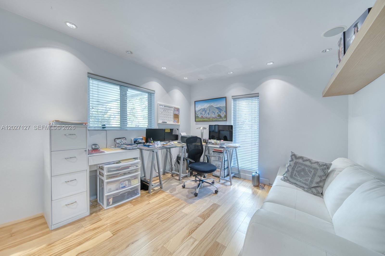HAMMOCK HEIGHTS - Residential Lease