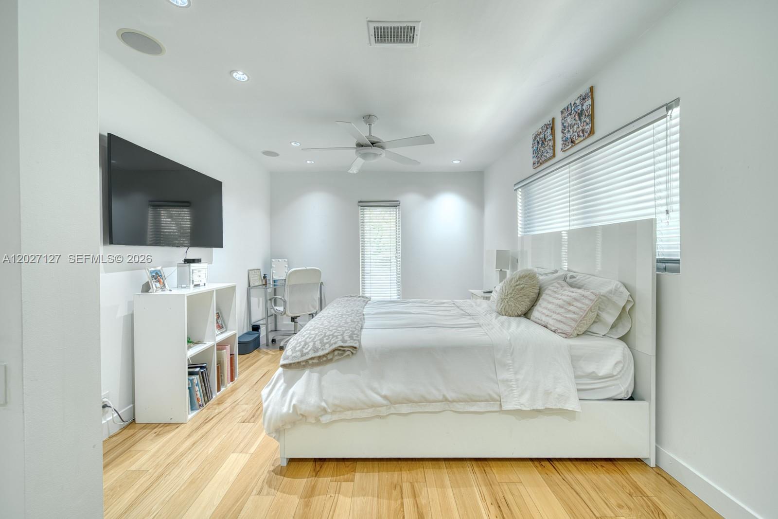 HAMMOCK HEIGHTS - Residential Lease
