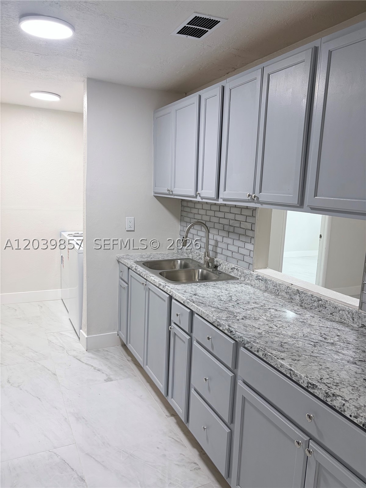 VISTA VERDE TOWNHOUSE SEC - Residential